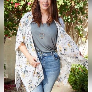 Floral Clip Dot Kimono